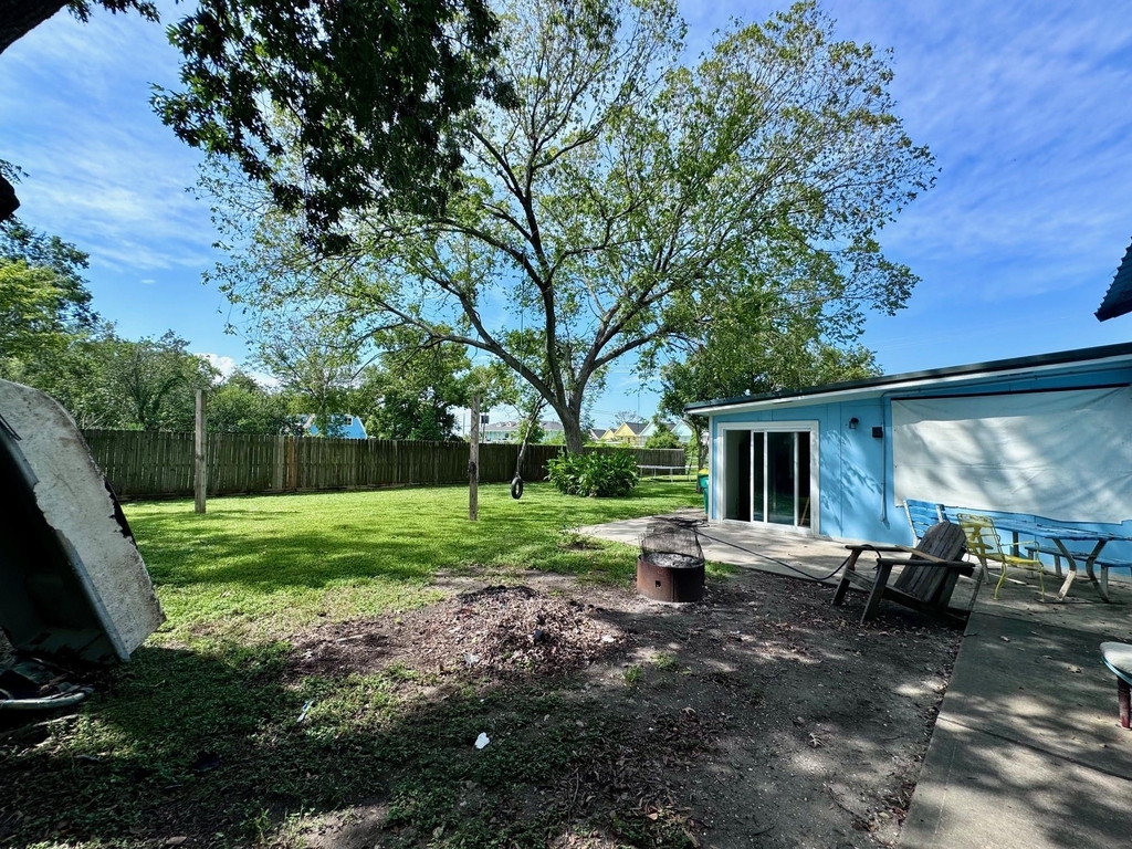 1937 Red Bluff Road - Photo 3