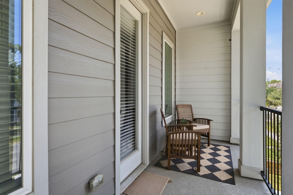 1109 Robbie Street - Photo 9