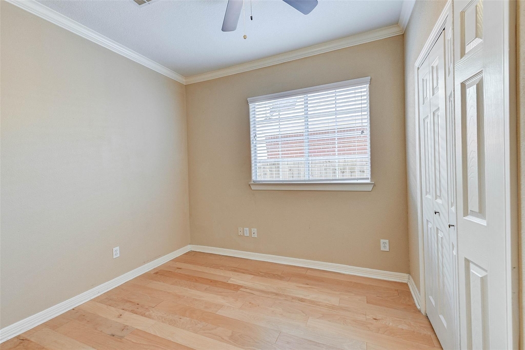 2919 Crest Park Drive - Photo 10