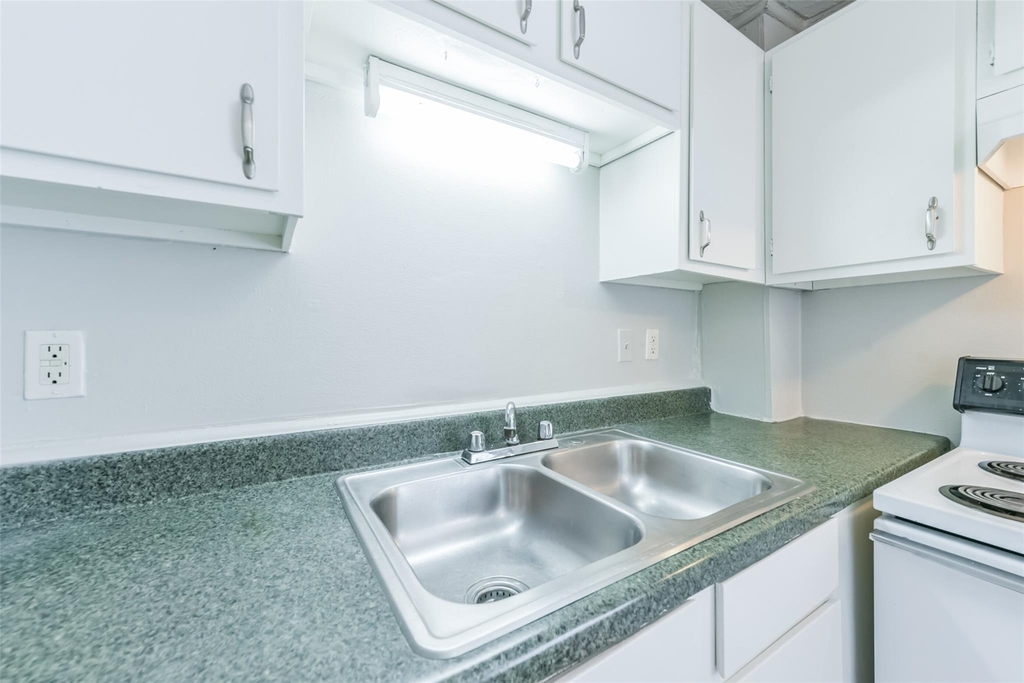 216 Redan Street - Photo 13