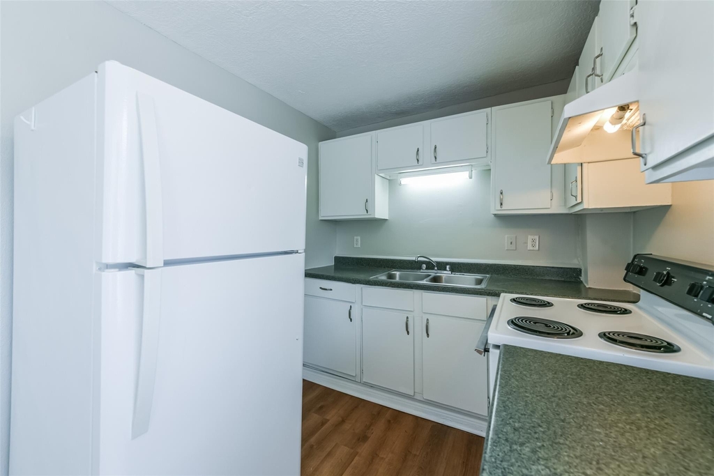 216 Redan Street - Photo 12