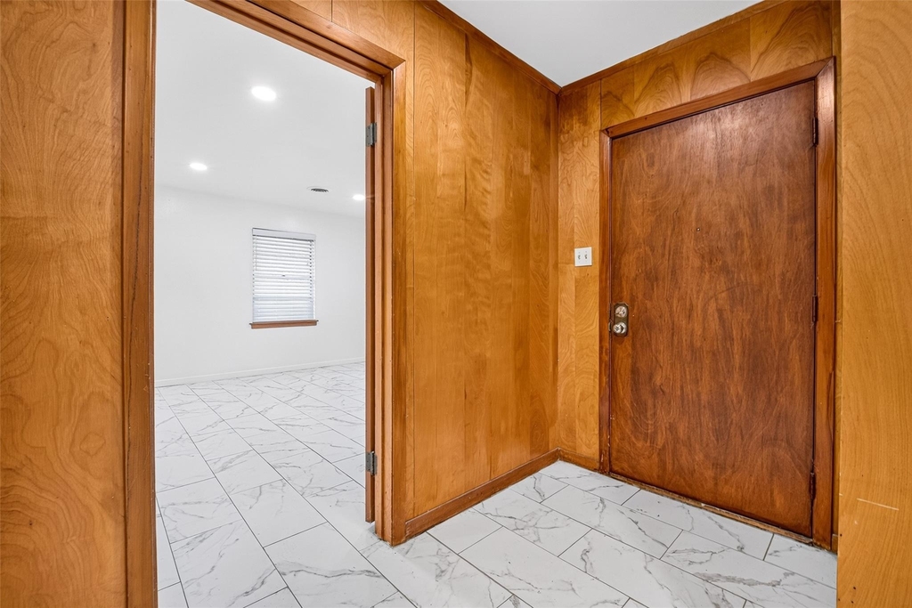 16407 Mahan Road - Photo 8
