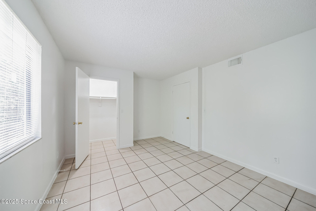 441 Mercury Avenue Se - Photo 7