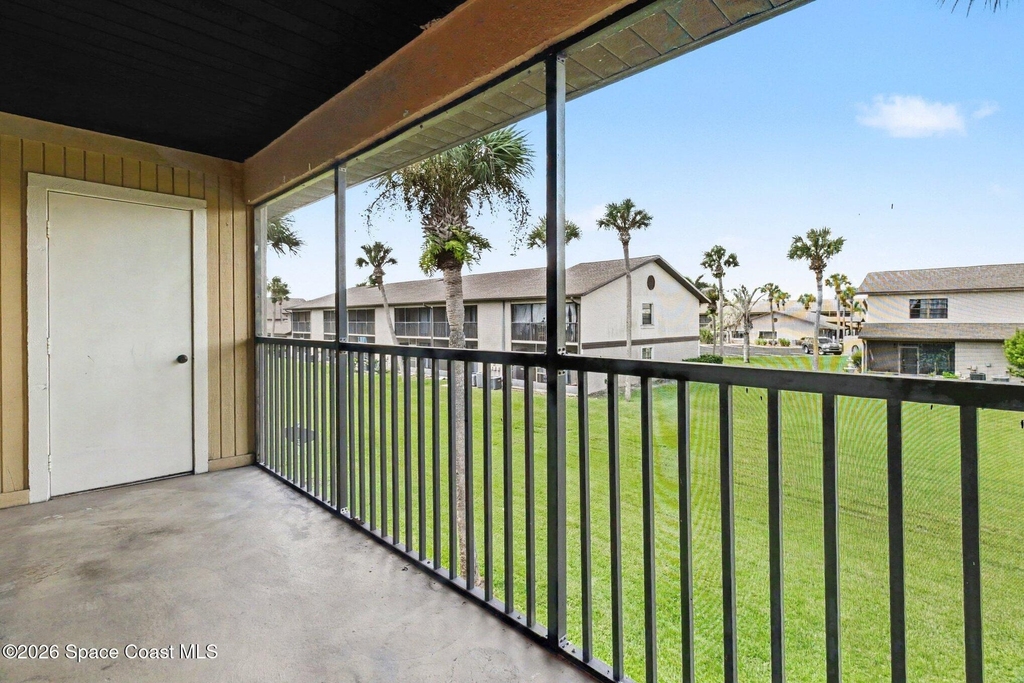 1066 Ellen Court - Photo 10