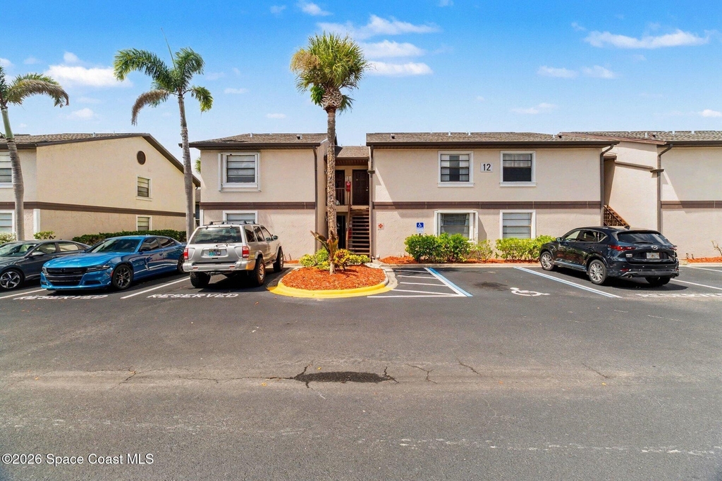 1066 Ellen Court - Photo 16