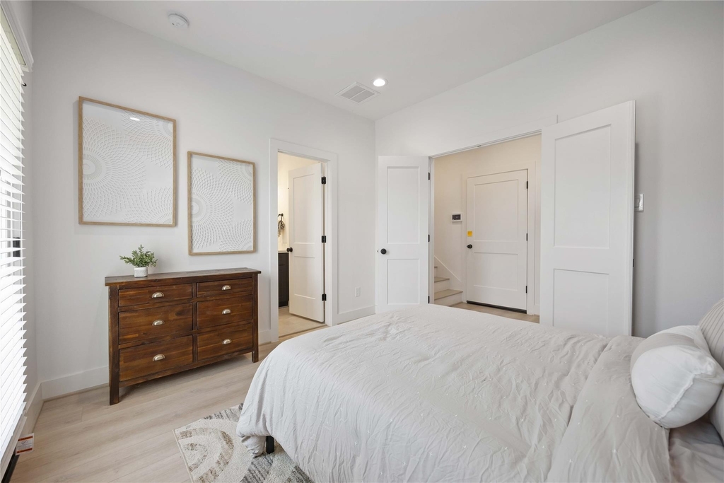 7807 Amelia Road - Photo 19