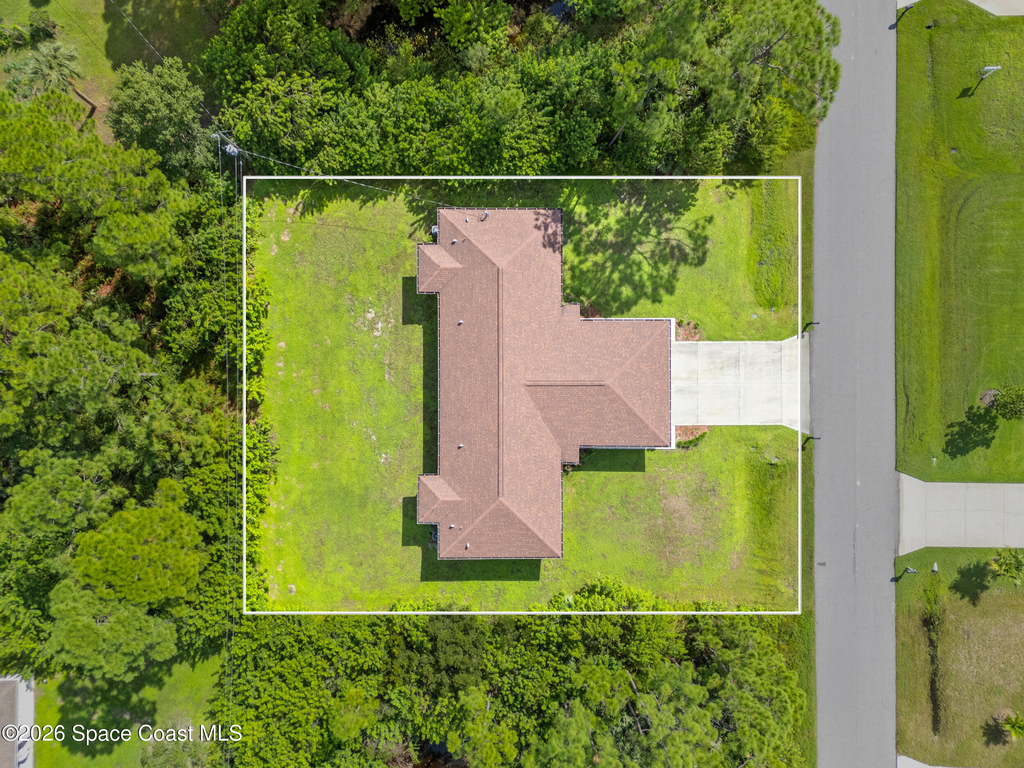 1677 Lizette Street Se - Photo 25