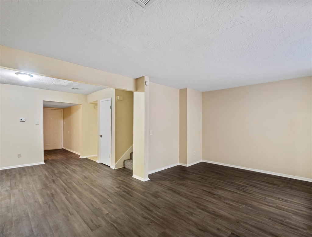 11315 Beechnut Street - Photo 3