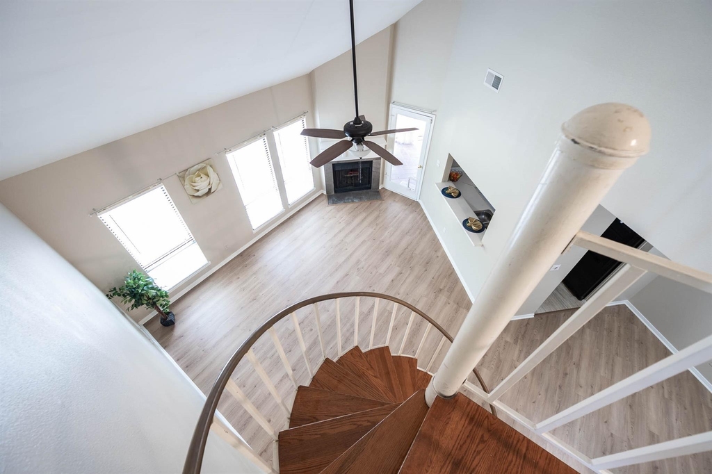 4144 Greystone Way - Photo 5