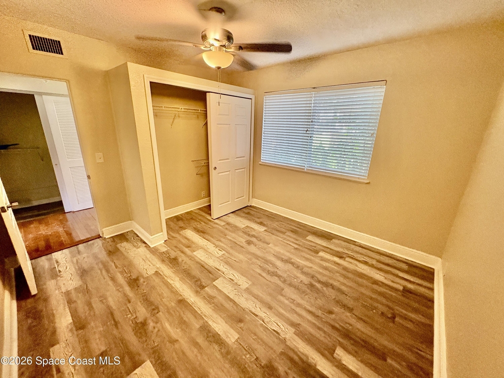 7 Oak Street - Photo 8