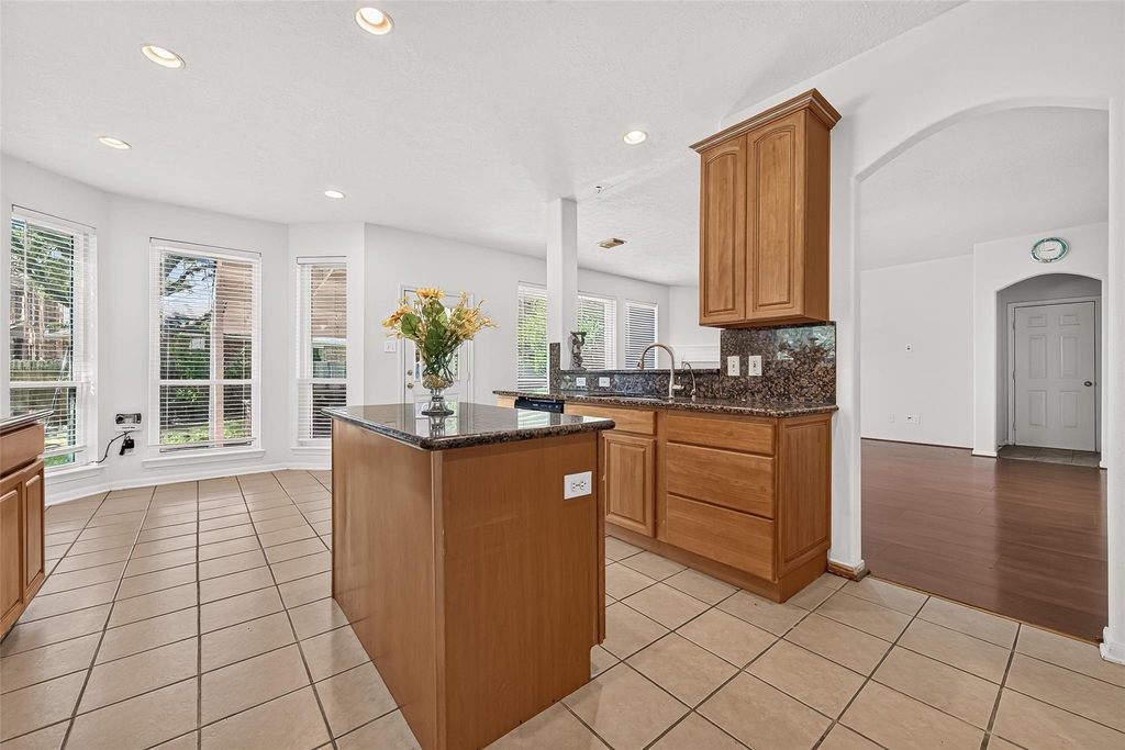 12110 Laurel Court - Photo 16