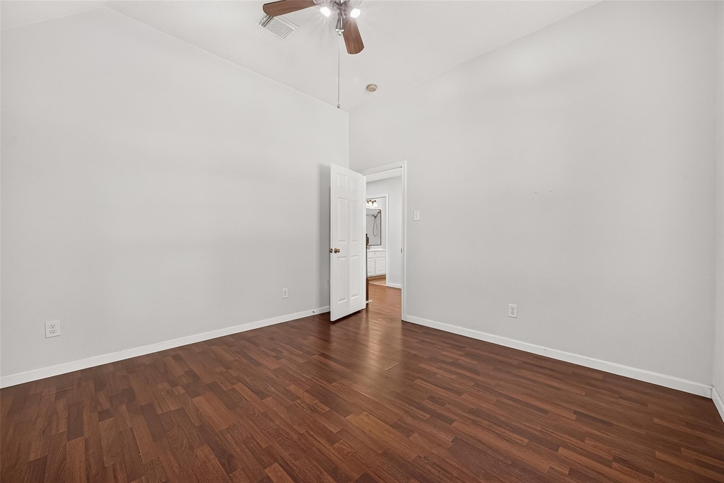 12110 Laurel Court - Photo 24