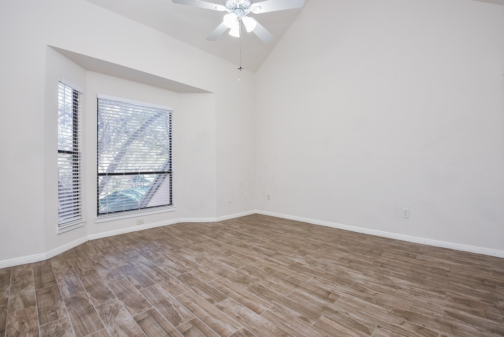 4144 Greystone Way - Photo 6