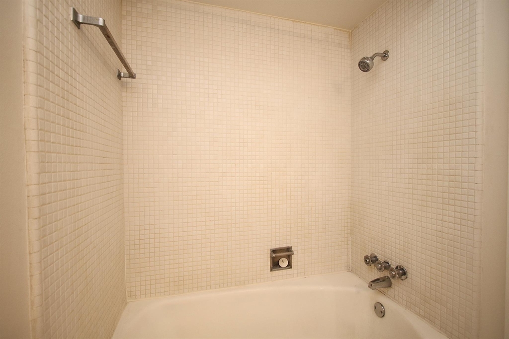 1739 Commonwealth Street - Photo 22