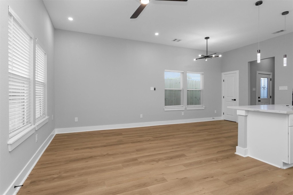 6918 Dumble Street - Photo 13
