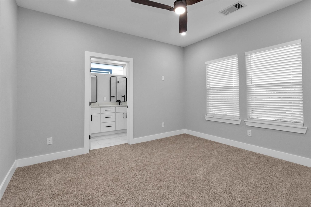 6918 Dumble Street - Photo 1