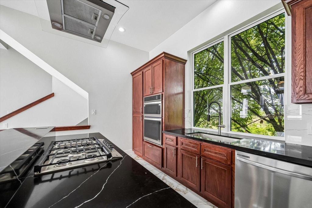 2863 Decker Place - Photo 7