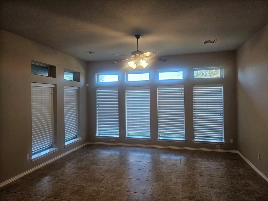 23826 Via Viale Drive - Photo 12
