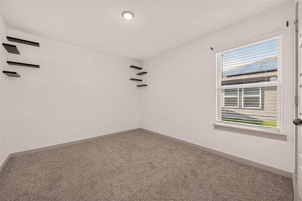 1702 Mountain Echo Drive - Photo 33