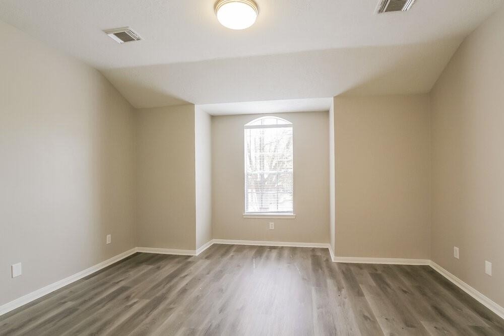 31518 Kingston Village Drive - Photo 7