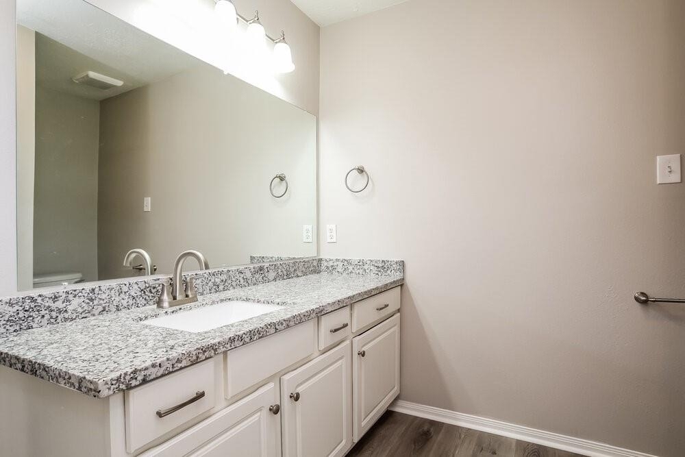 31518 Kingston Village Drive - Photo 13