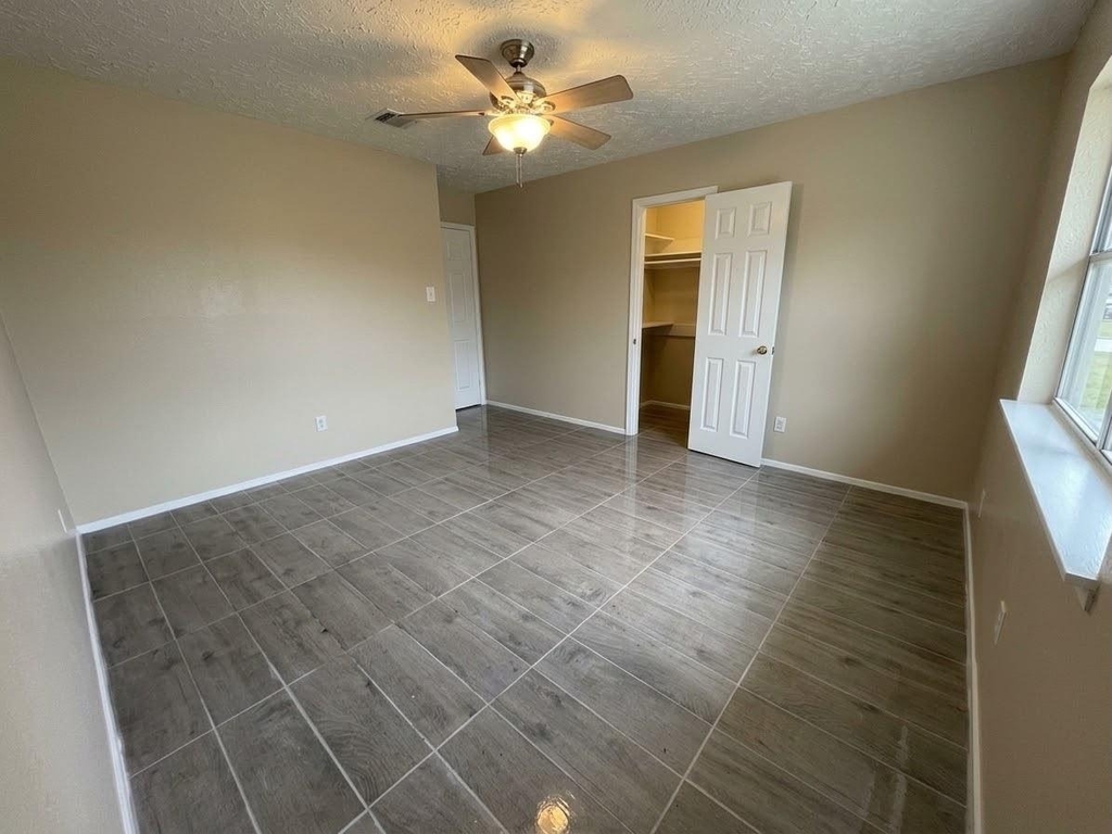 5429 Ridge Wind Lane - Photo 6