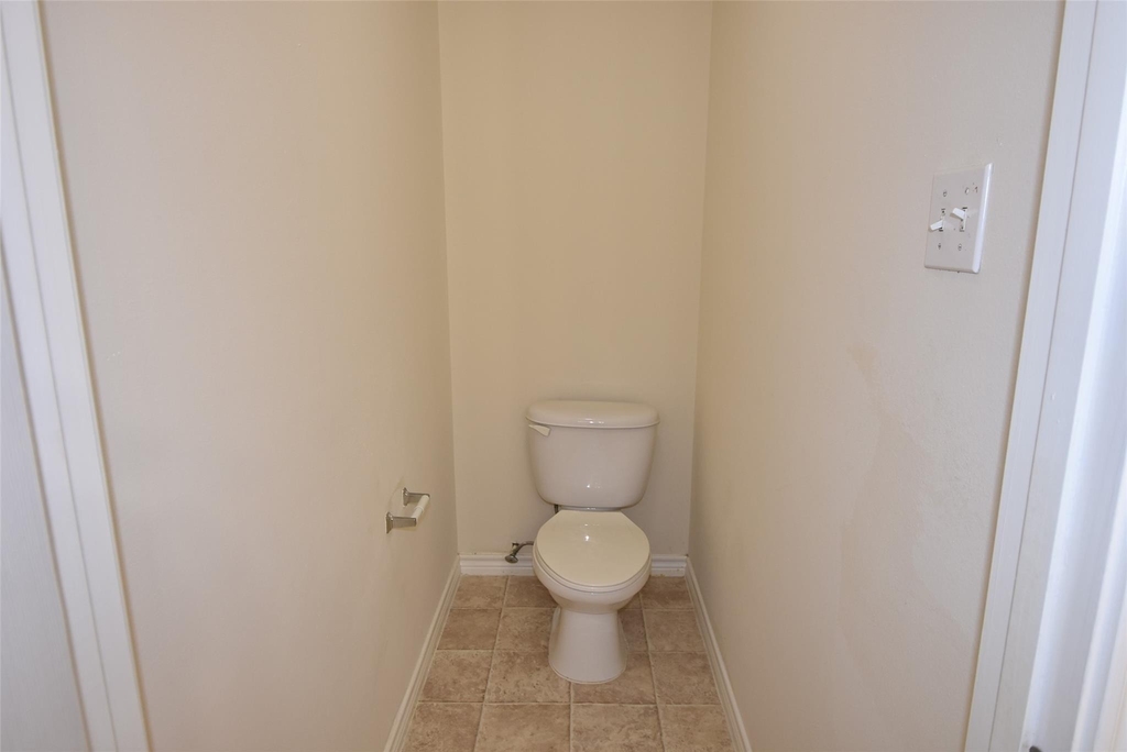 10069 Sharpton Drive - Photo 18
