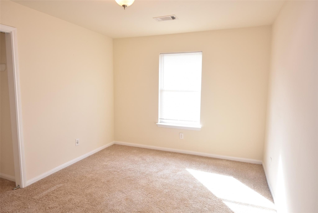 10069 Sharpton Drive - Photo 15