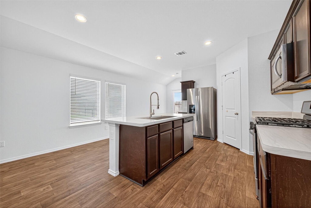 16600 Lonely Pines Drive - Photo 11
