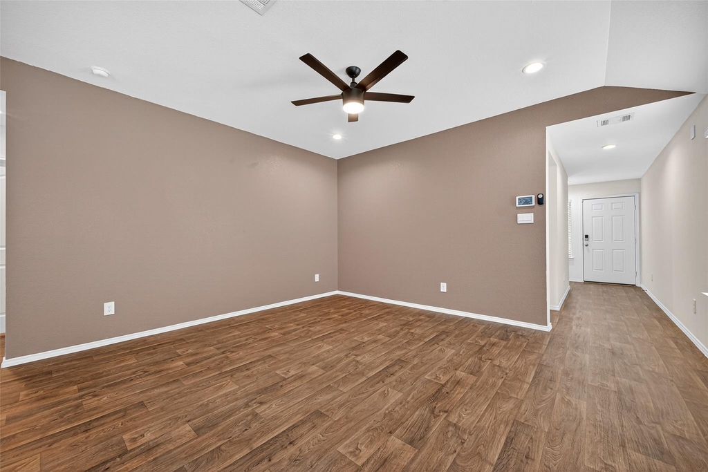 16600 Lonely Pines Drive - Photo 8