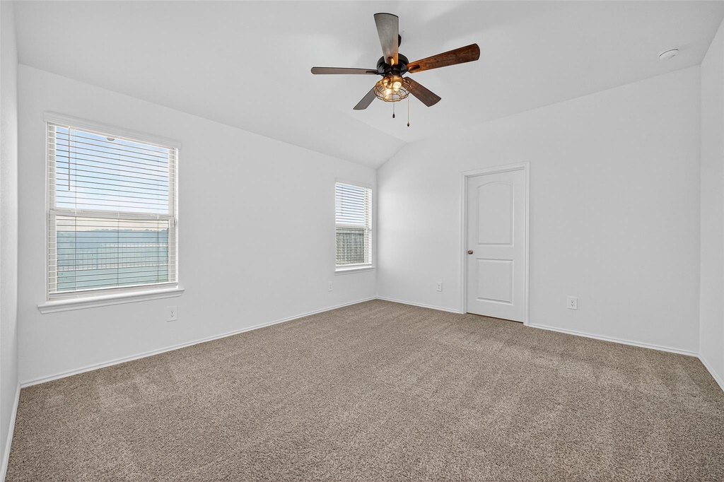 16600 Lonely Pines Drive - Photo 19