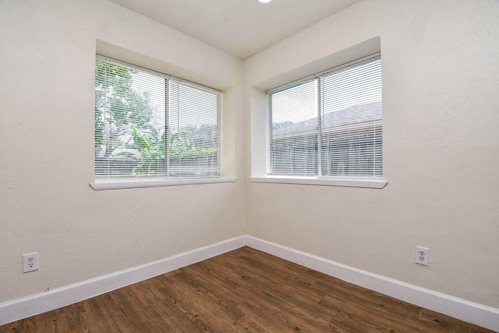 506 Dalewood Drive - Photo 15