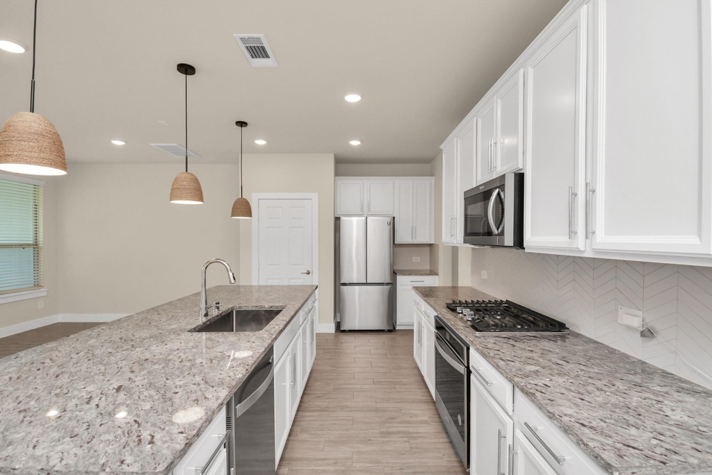 1722 Summerlyn Terrace Drive - Photo 6