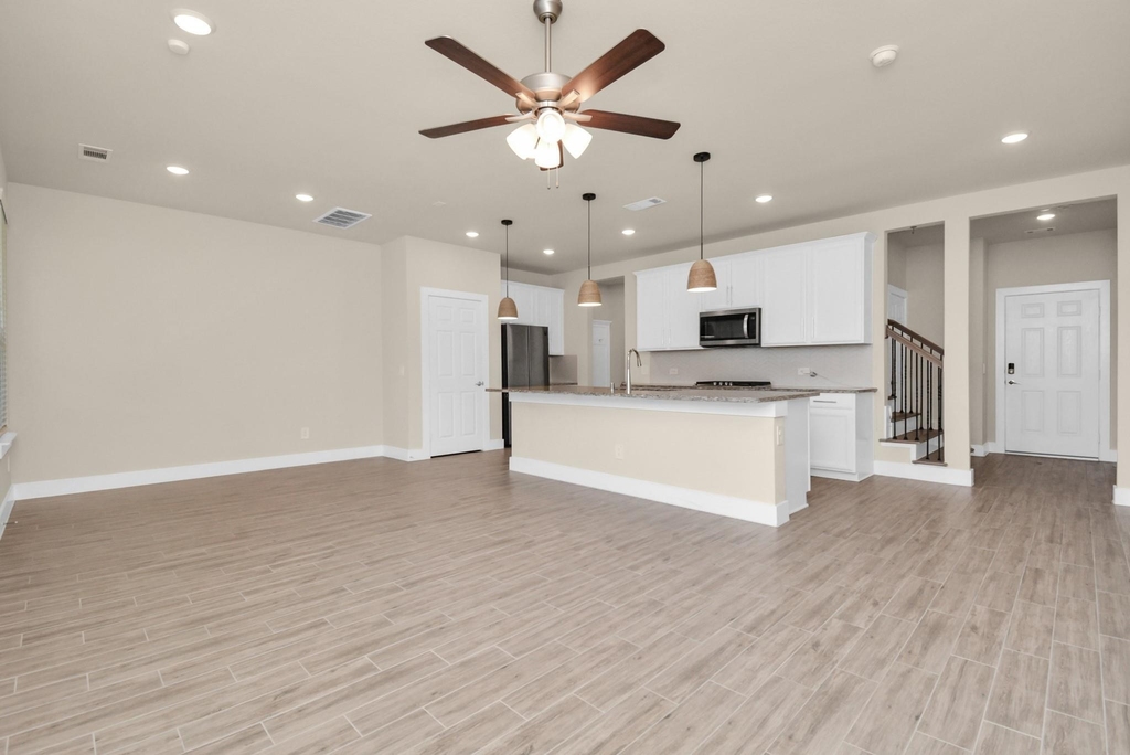 1722 Summerlyn Terrace Drive - Photo 10