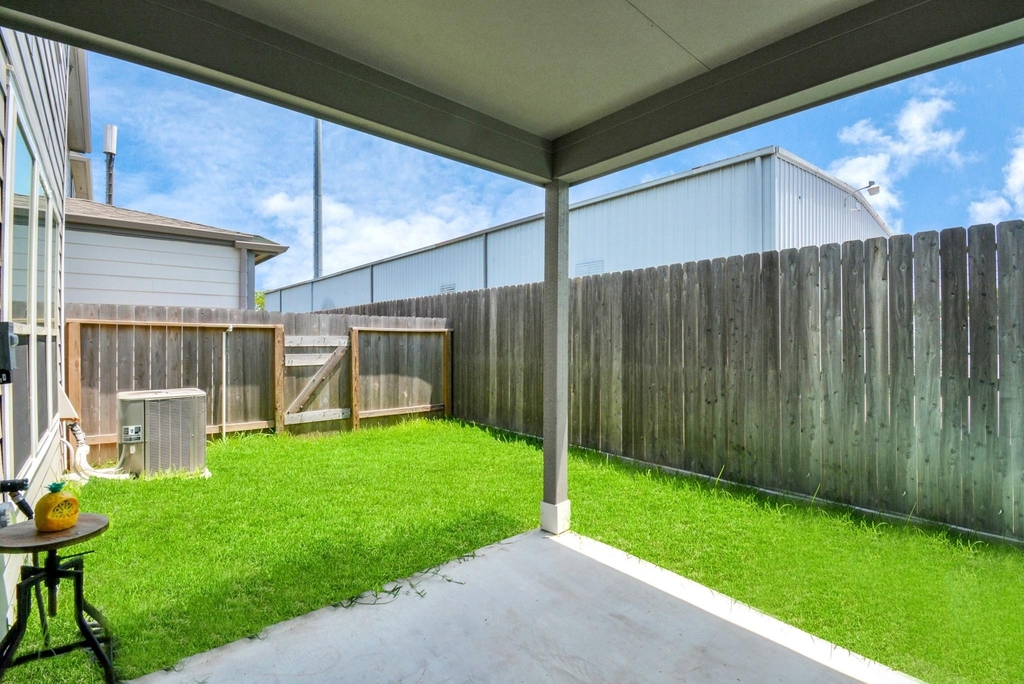 1722 Summerlyn Terrace Drive - Photo 27