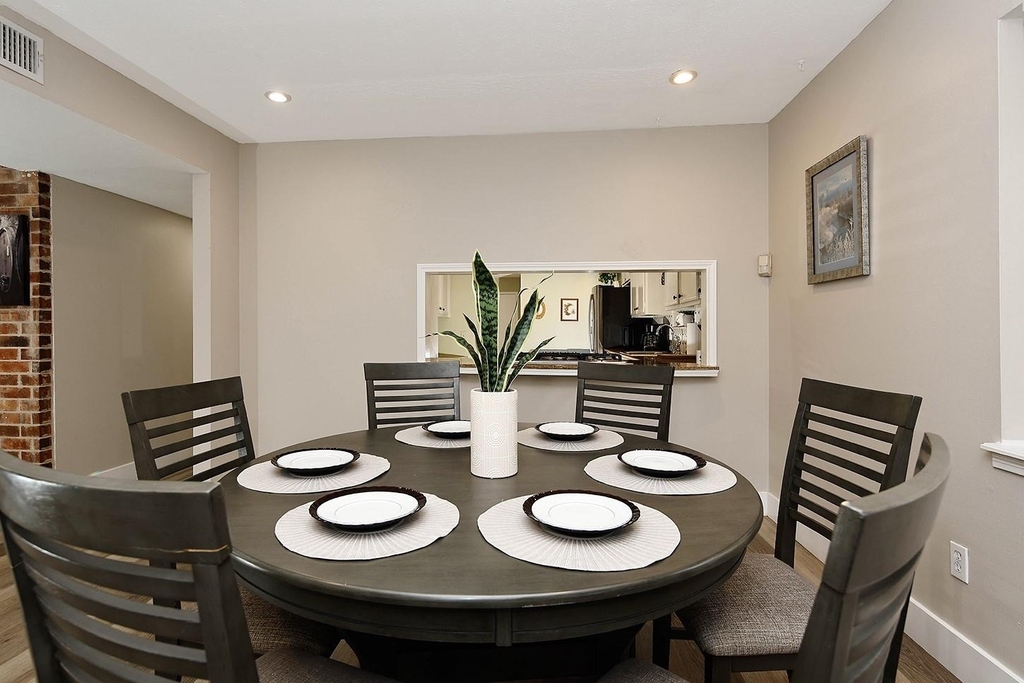 103 N Deerfoot Circle - Photo 10