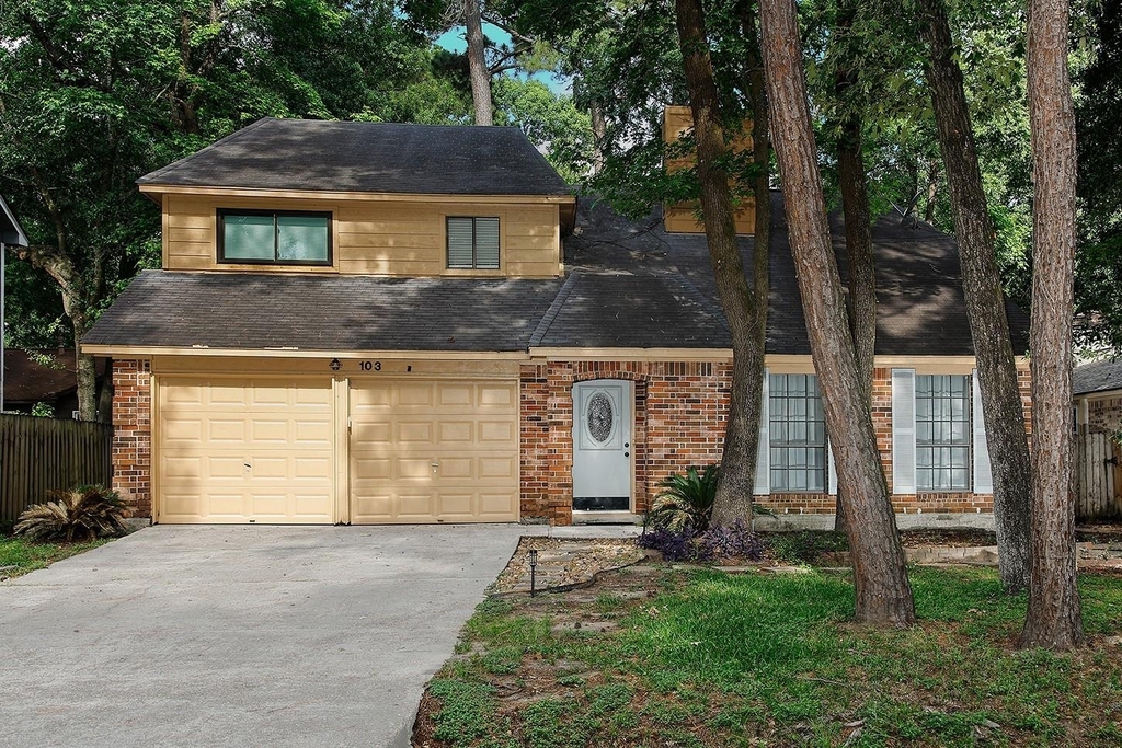 103 N Deerfoot Circle - Photo 0