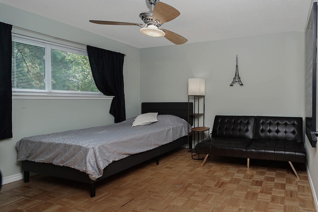 103 N Deerfoot Circle - Photo 11