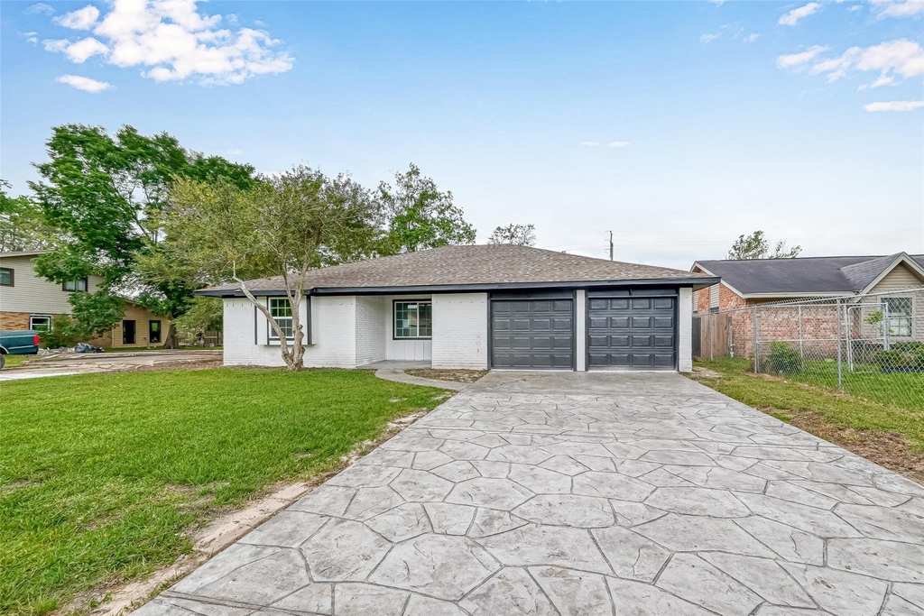 17114 Folsom Drive - Photo 5