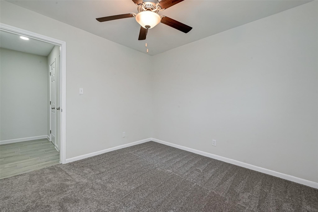 17114 Folsom Drive - Photo 23