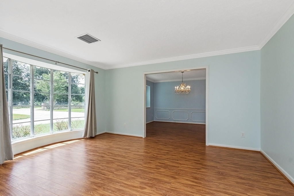 5511 Greentree Drive Drive - Photo 9