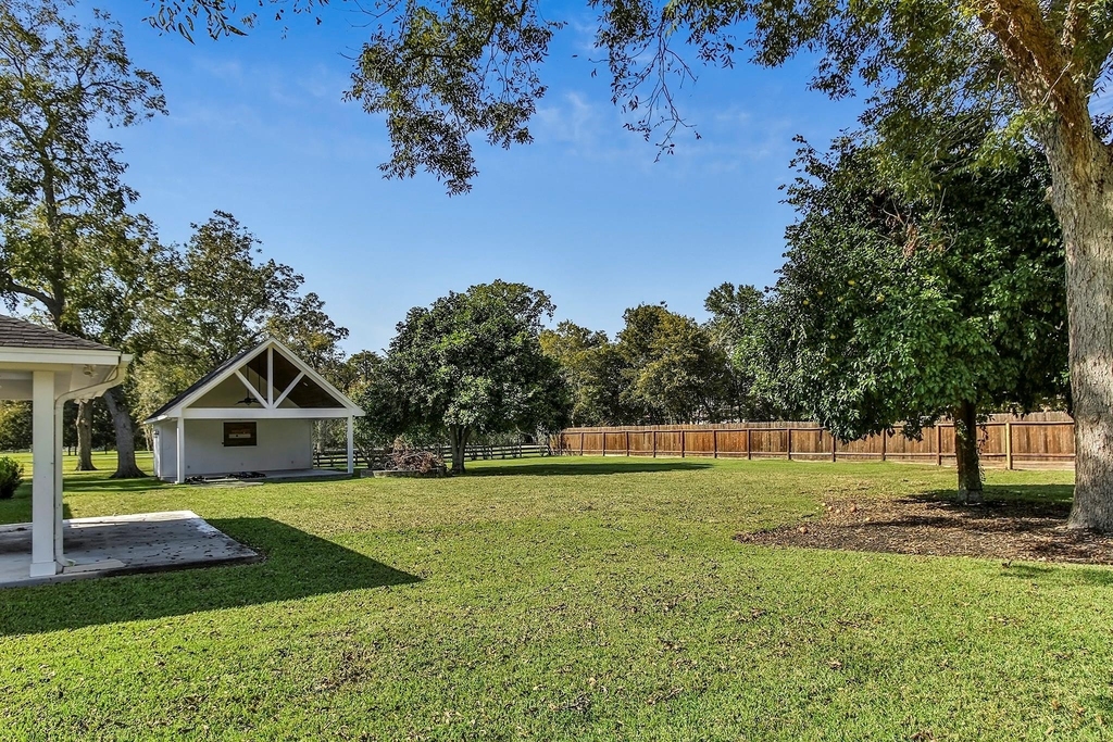 5511 Greentree Drive Drive - Photo 47
