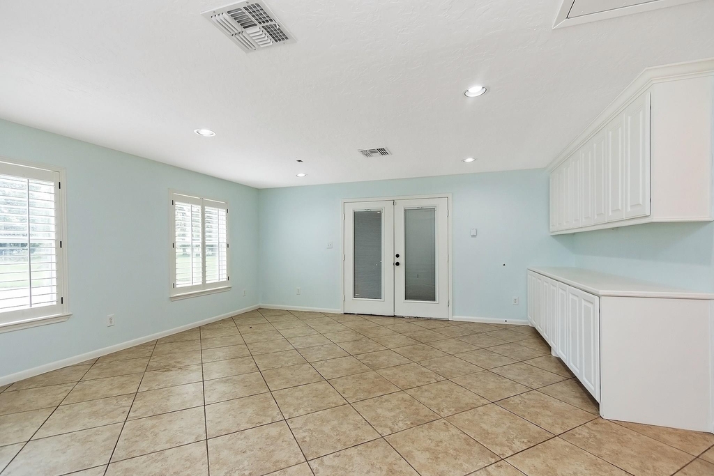 5511 Greentree Drive Drive - Photo 26
