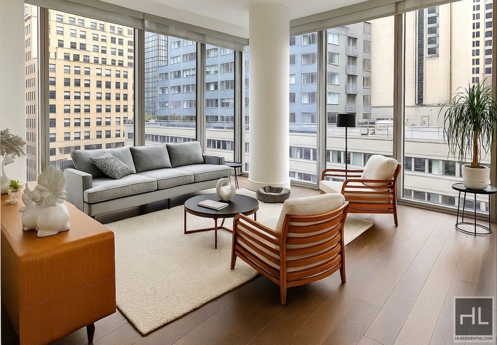 East 44th Street - Photo 3