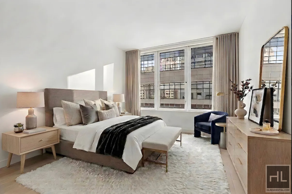 West 60th Street - Photo 12
