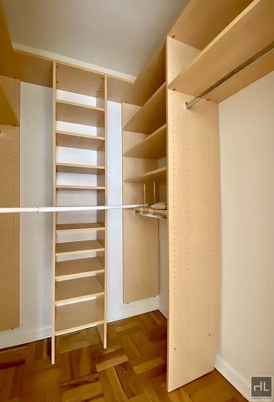 East 63 Street - Photo 3
