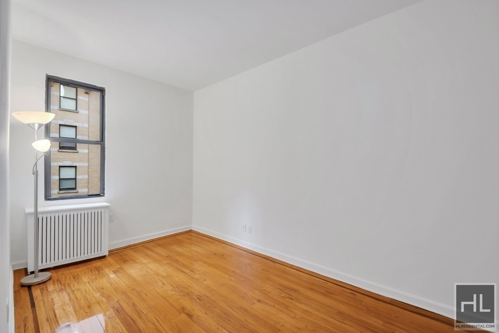 Madison Avenue - Photo 6