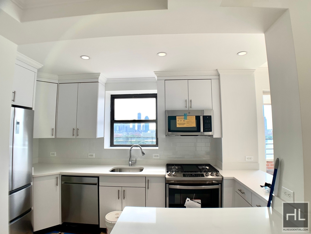 Beekman Place - Photo 11