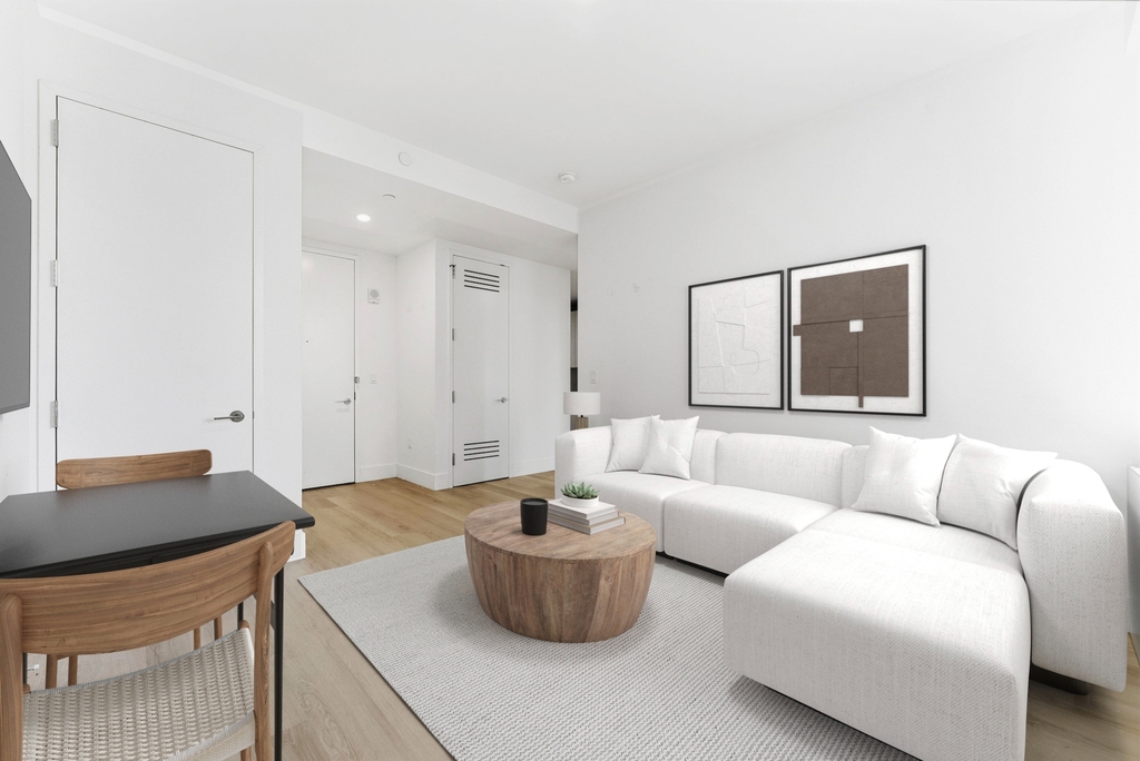 55 Broad Street - Photo 1