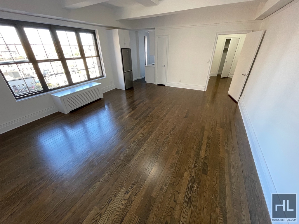 West 73rd Street - Photo 3